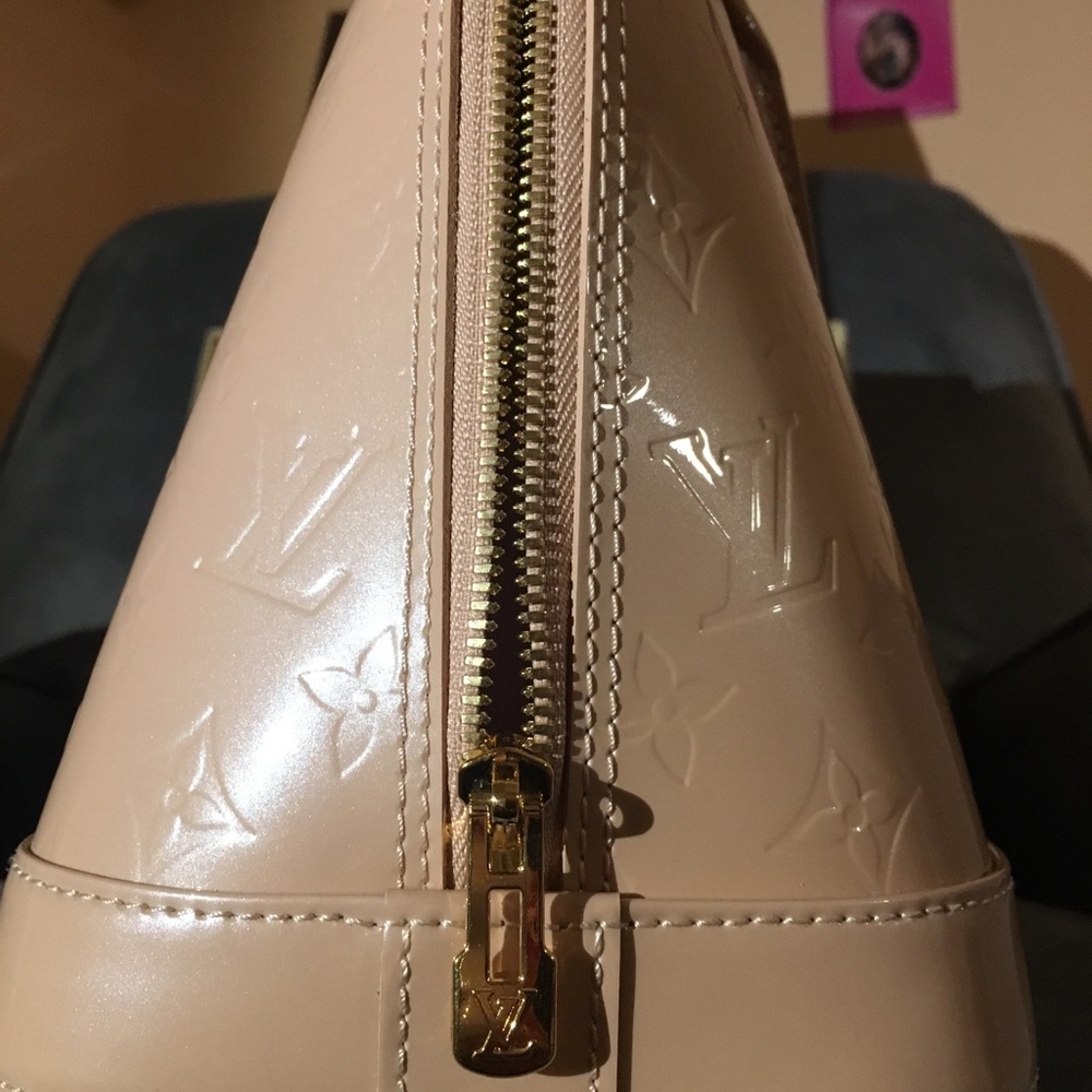 Louis Vuitton ALMA PM ROSE FLORENTIN VERNIS - Picture 5 of 5